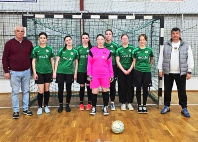 Echipa de fotbal feminin U18 din Adjud câștigă faza județeană a Olimpiadei Școlare