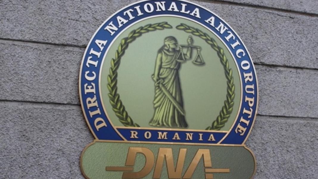 Subcomisar din Olt reținut pentru trafic de influență de DNA