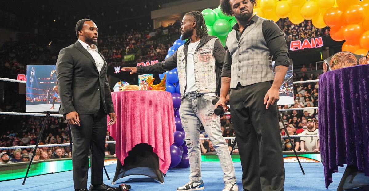 Big E’s first reaction to Kofi & Woods leaving WWE: New Day No More! - Cageside Seats