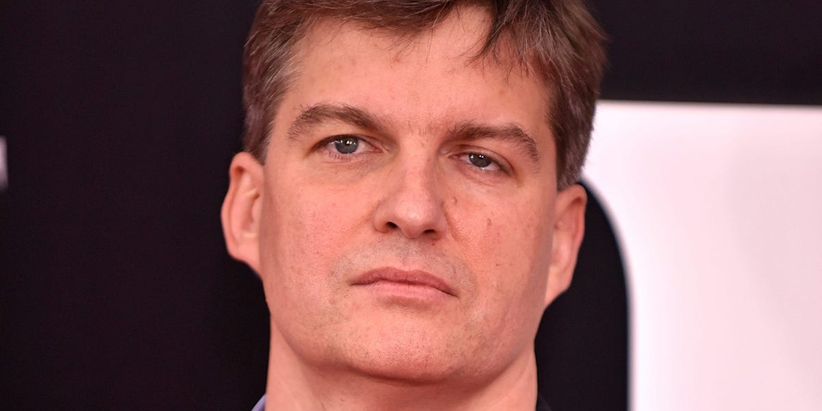 'Big Short' investor Michael Burry sells GameStop stake, shorts Palantir stock - Business Insider