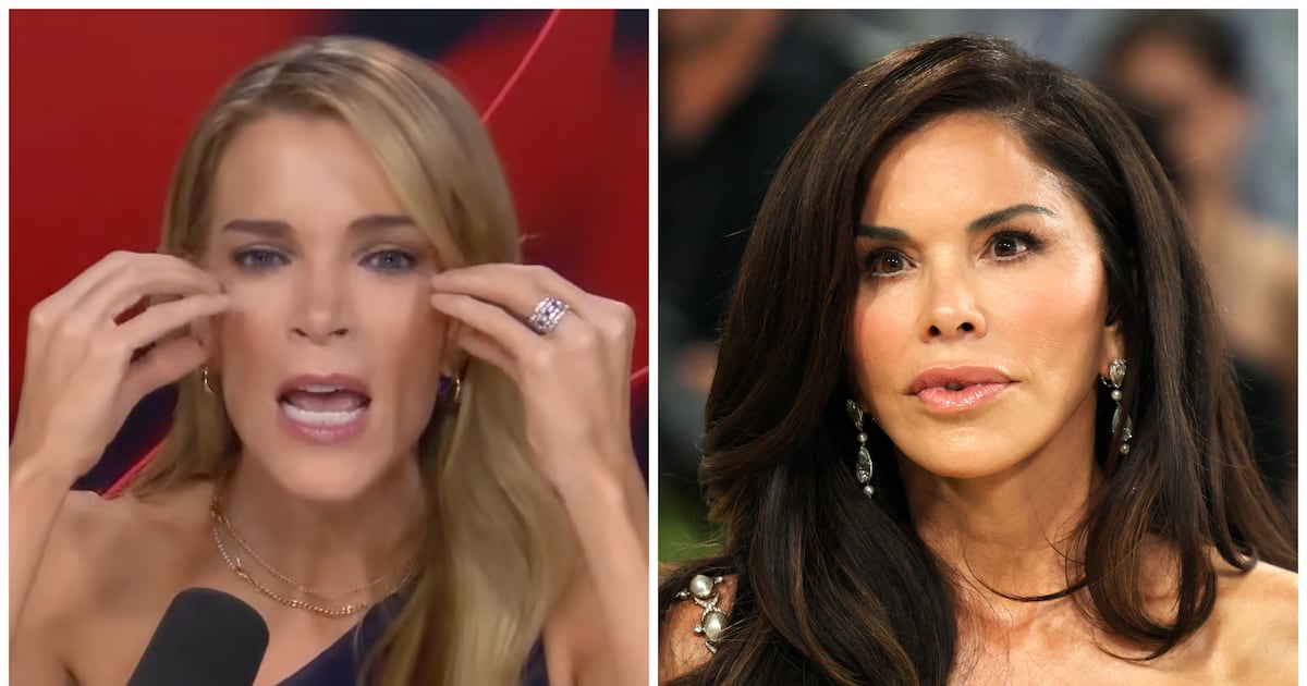 Megyn Kelly Melts Down Over Lauren Sánchez’s ‘Alien’ Face - The Daily Beast