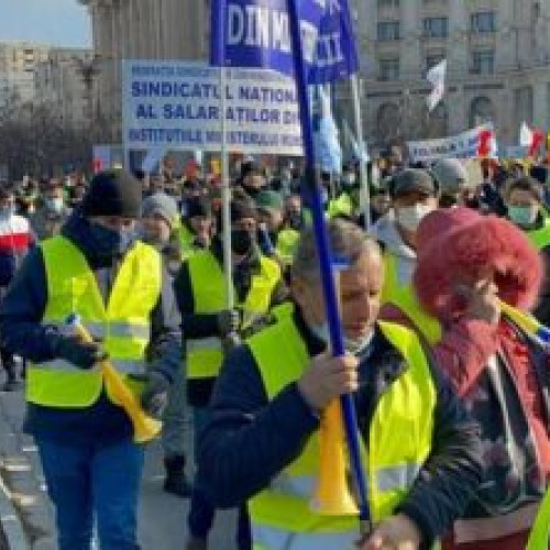 Protest al angajaților din comerț în fața Ministerului Muncii pentru condiții de muncă și salarii decente