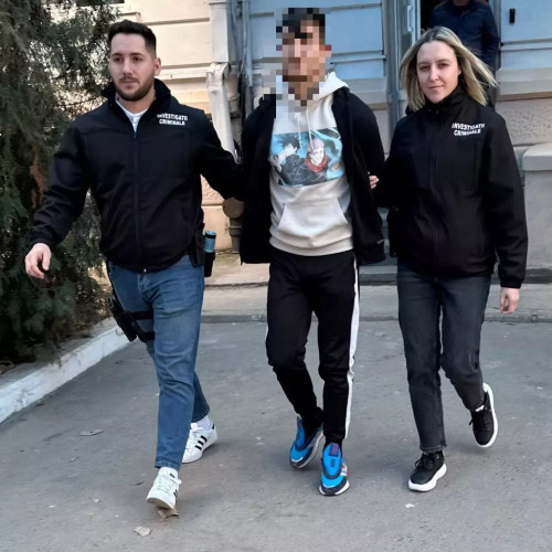 Tâlhar reținut pentru 24 de ore în Constanța, după ce a jefuit un bărbat în scara unui bloc de pe strada Eliberării