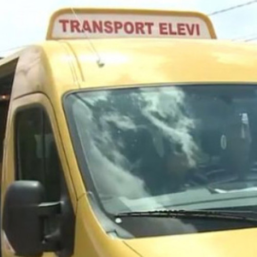 Acuzaţii de agresiune sexuală în cazul unui şofer de microbuz şcolar