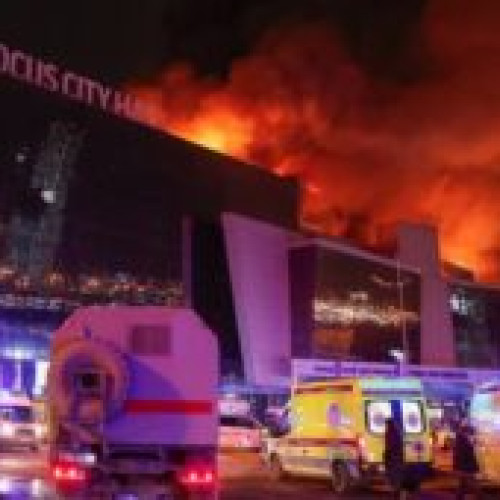 Atac terorist la Moscova: Cel puțin 60 morți și 145 răniți, ISIS revendică responsabilitatea