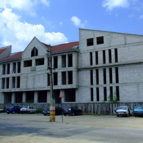 Inaugurarea Casei de Cultură din Întorsura Buzăului, după 30 de ani de la începutul construcției, demersul Primăriei către CNI