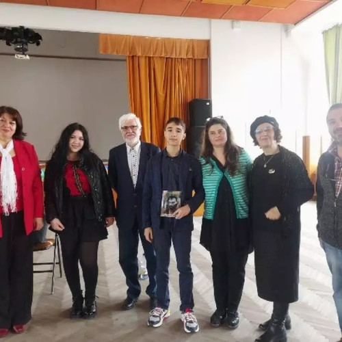 Romanul de debut în SF al unui elev și provocarea imaginarului la dezbaterea "Cartea și lectura" cu profesorul Dumitru Anastasia