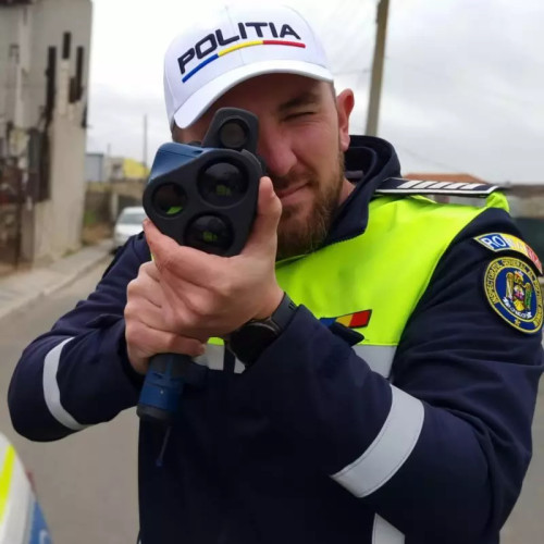 Polițiștii dățuni viteza: Amenzi după verificarea vehiculelor