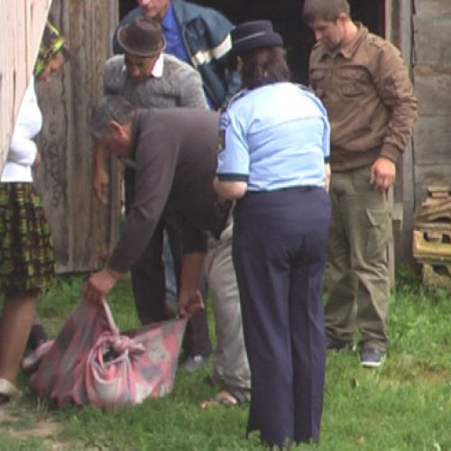 Un bărbat din Cacica s-a spânzurat din cauza depresiei"Iar Bărbat din Cacica se sinucide, diagnosticat cu depresie