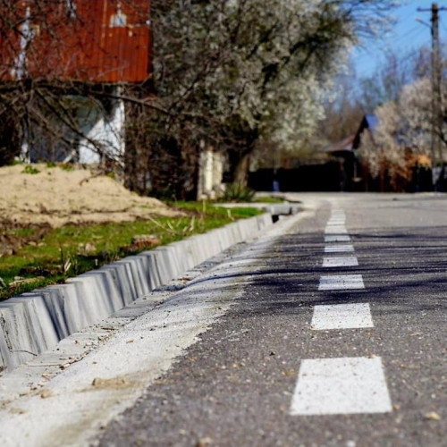 Nouă investiție finalizată la Mătăsaru: asfaltare 2.3 km de drumuri în Sălcioara