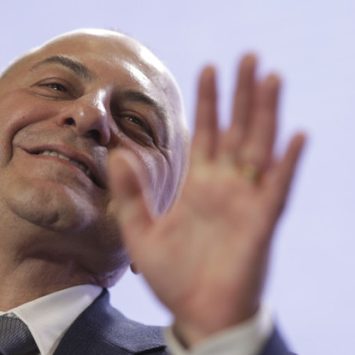 Posibilitatea retragerii din cursa pentru Primăria Capitalei infirmată de Candidatul Cătălin Cîrstoiu ca parte a coaliţiei PSD-PNL