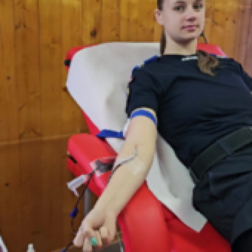 Jandarmii din Brașov donează sânge în cadrul campaniei "Donează sânge! Salvează o viață", de Ziua Jandarmeriei Române