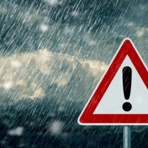 Vreme nefavorabilă în nordul ţării: ANM a emis avertizare de ploi abundente și vânt puternic până vineri seară