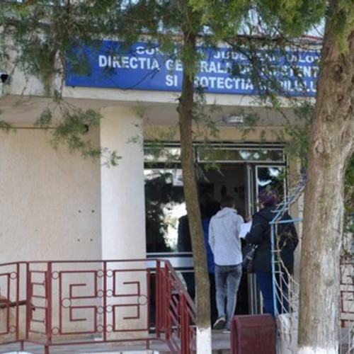 Angajat al DGASPC Ialomiţa, prins în flagrant pentru mită de la o persoană cu copil în plasament