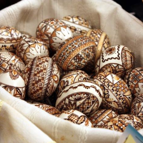 Maraton de Decorațiuni Ouale de Paște la Sfântul Gheorghe