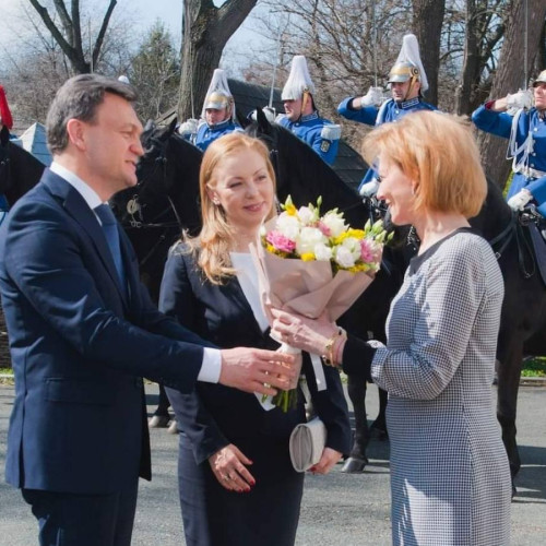 Prim-ministrul Republicii Moldova s-a întâlnit cu Custodele Coroanei Române la Palatul Elisabeta: Custodele și Prim-ministrul discută despre susținerea aderării la UE!