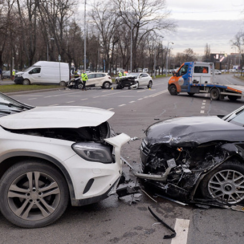 Plafonarea tarifelor RCA se extinde cu trei luni, conform Guvernului, până la 30 iunie