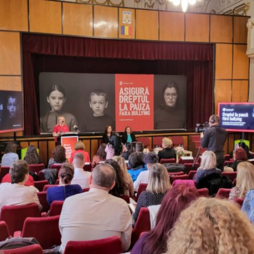 Exemple de bune practici în combaterea bullying-ului, prezentate la Târgu Mureş: Conferința regională a Colegiului Național Al Papiu Ilarian