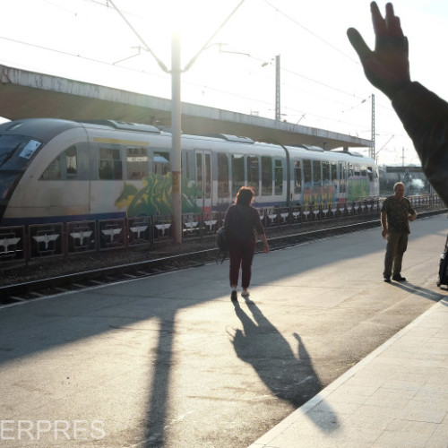 Transportul feroviar CFR va intra în ora de vară duminică - Schimbări în mersul trenurilor