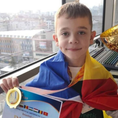 Elevul de 8 ani din România câștigă aurul la Olimpiada de Aritmetică Mentală