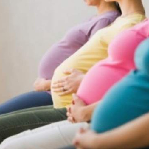 Mureșul are cel mai mare număr de adolescente mame în România