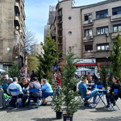 Piațeta Italiană din Sectorul 2 devine spațiu pietonal pentru o zi!