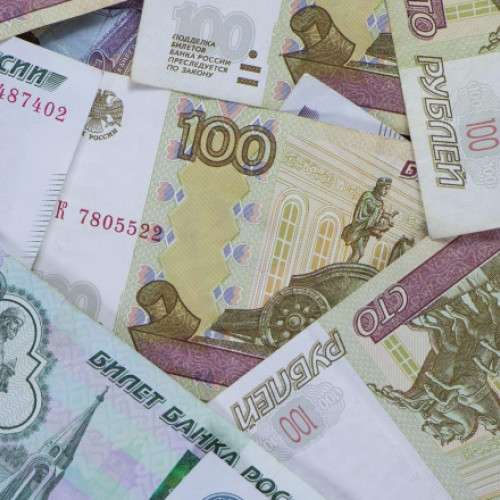 Rusia colectează mai greu banii din vânzările de petrol. Băncile din China au încetinit plățile