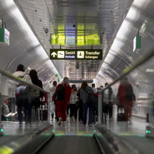 Video România în Schengen. Prima cursă aeriană fără controlul la frontieră în București a fost din Austria. „Este ușor ironic”