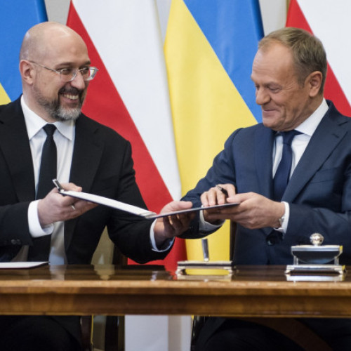 Donald Tusk și Denis Şmîgal speră să potolească furia fermierilor cu o declarație comună de cooperare semnată la Varșovia