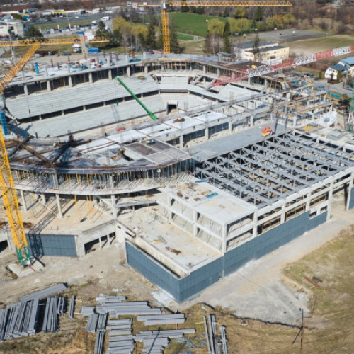 Cea mai mare sală polivalentă din România se ridică la Brașov cu un cost de 72 de milioane de euro