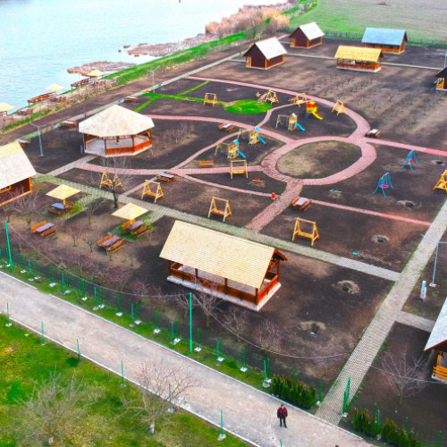 Imagini in premiera la noua zona de recreere de la Zătun: Cascadorii de piscuti pentru distracția ta la gălățeni!