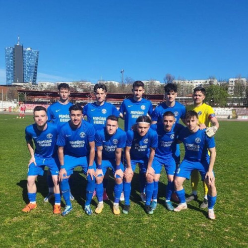 CS Dinamo București" câștigă în prima etapă a play-off-ului Ligii a III-a cu scorul de 2-0 împotriva echipei "CSM Dunărea Giurgiu".