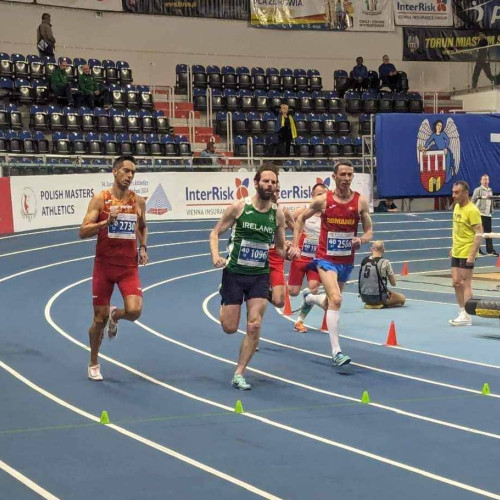 Dâmbovițeanul Cătălin Amuza impresionează la Campionatul European de atletism în sală – Masters, obținând locul 8 la categoria M40!