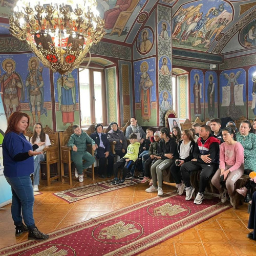 Acțiune de prevenire a consumului de droguri la Biserica Sf. Nicolae din Merii, Dâmbovița