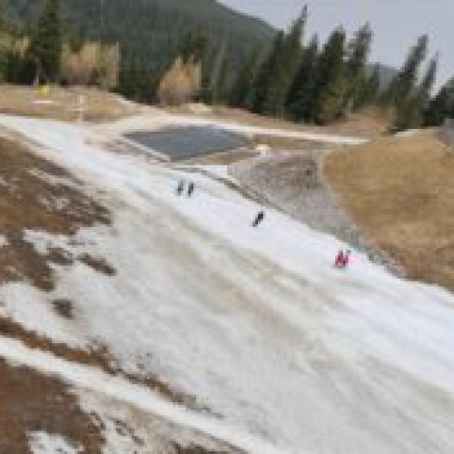 Sezonul de schi din Poiana Brașov s-a încheiat mai devreme, iar Primăria propune repartizarea punctelor rămase pe skipass-uri pentru sezonul următor.