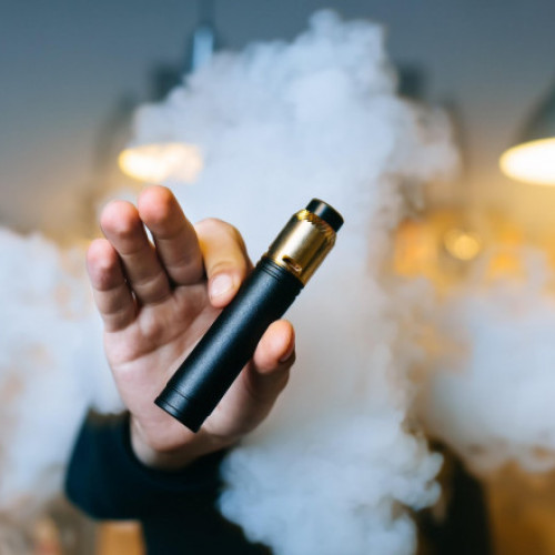 Interzicerea fumatului în spațiile închise - Ce prevede proiectul de lege și care sunt excepțiile