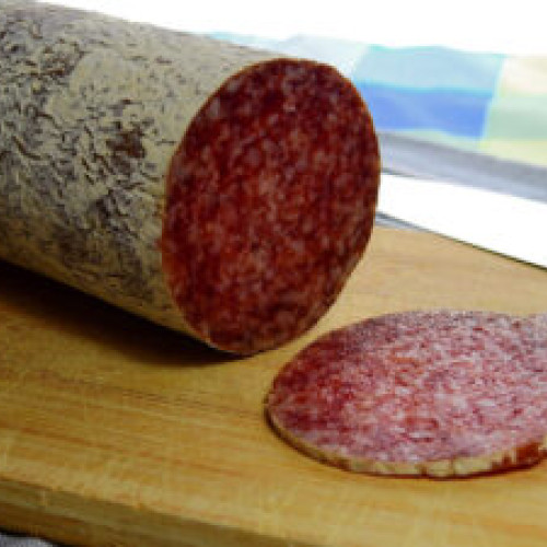 Primul Salam Românesc de Origine Animală Exportat in SUA, Dupa o Pauza de Decenii - Compania Agricola Anunță