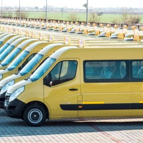 Microbuze Noi pentru Elevii din Braşov achiziționate prin finanțare de la Administrația Fondului pentru Mediu