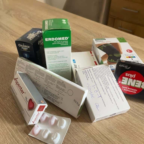 Aproximativ 750 de medicamente lipsesc din farmacii în România, conform listei ANM