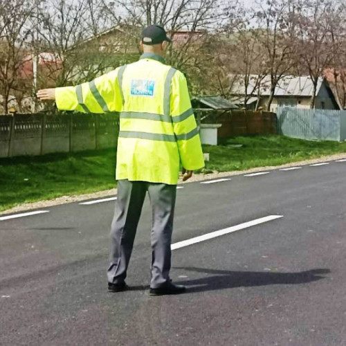 Autoturism oprit cu rulota radiată în trafic - cercetări în derulare de la Poliţia de Frontieră Foltești