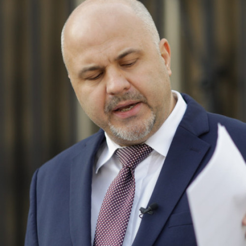 Deputatul USR Emanuel Ungureanu a depus o plângere penală la DNA şi Parchetul European împotriva ministrului Rafila