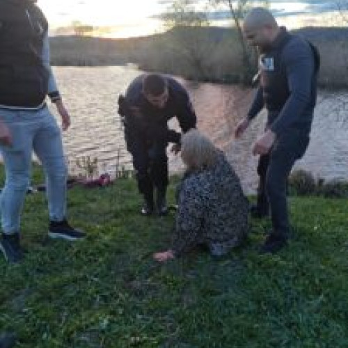 Jandarmii din Brașov au salvat o femeie de la sinucidere