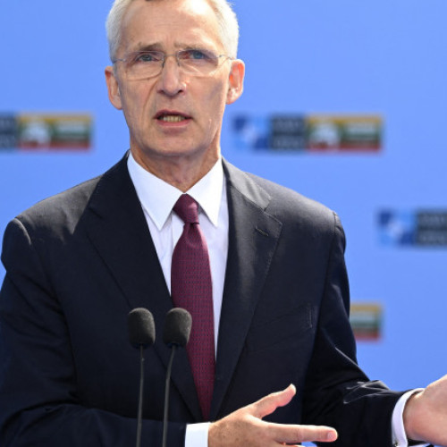 Cum vrea NATO să se „apere” de posibila revenire a lui Trump. Stoltenberg propune un fond de 100 de miliarde pentru Ucraina