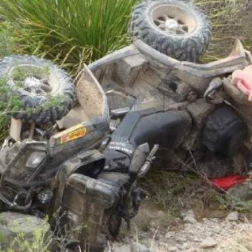 Tragedie în pădure: Un bărbat găsit mort sub ATV