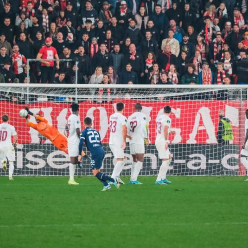 Corvinul Hunedoara Inainteaza in Semifinalele Cupei Fotbal, După ce a Eliminat CFR Cluj