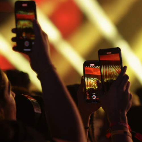 Politicieni despre alegerile tinerilor și influența social media