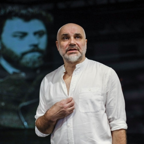 Spectacol Nou la TNB: 'Amintiri din Copilărie' cu actorul Vitalie Bichir