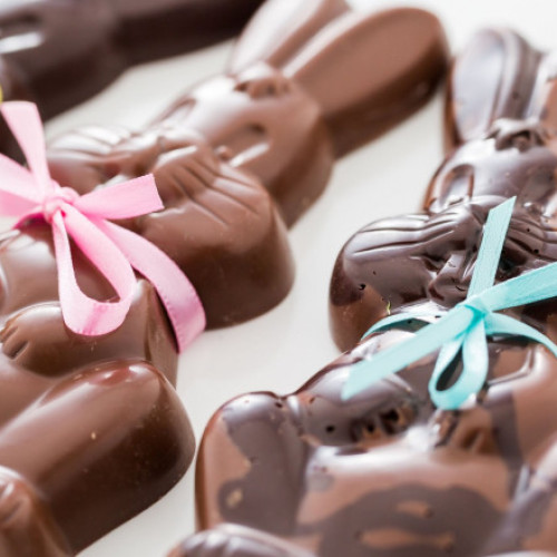 Istoria iepurașilor de ciocolată: oamenii sunt convinși de o știre falsă și distrug aceste figurine în magazine, în căutarea banilor, după ce au fost înșelați pe TikTok