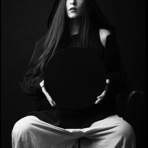 EMAA invită artiștii vizuali la lansarea albumului "f r a t e l e a b i s" printr-o expoziție inedită