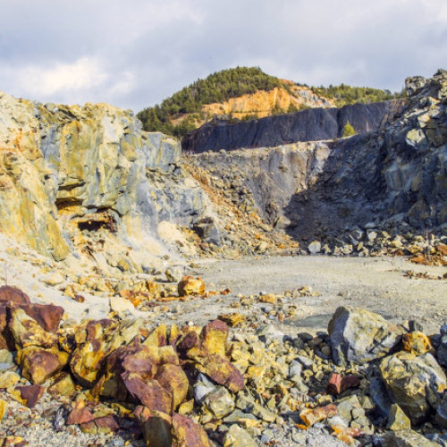 Gabriel Resources a anunțat că ANAF a impus sechestru pe acțiunile firmelor la Roșia Montană. Canadienii se așteaptă să rămână cu doar 1,5 milioane de dolari în conturi